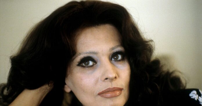 sophia loren 1200x630.jpg
