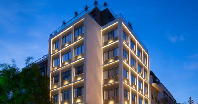luxury apartments reds 1200x630.jpg
